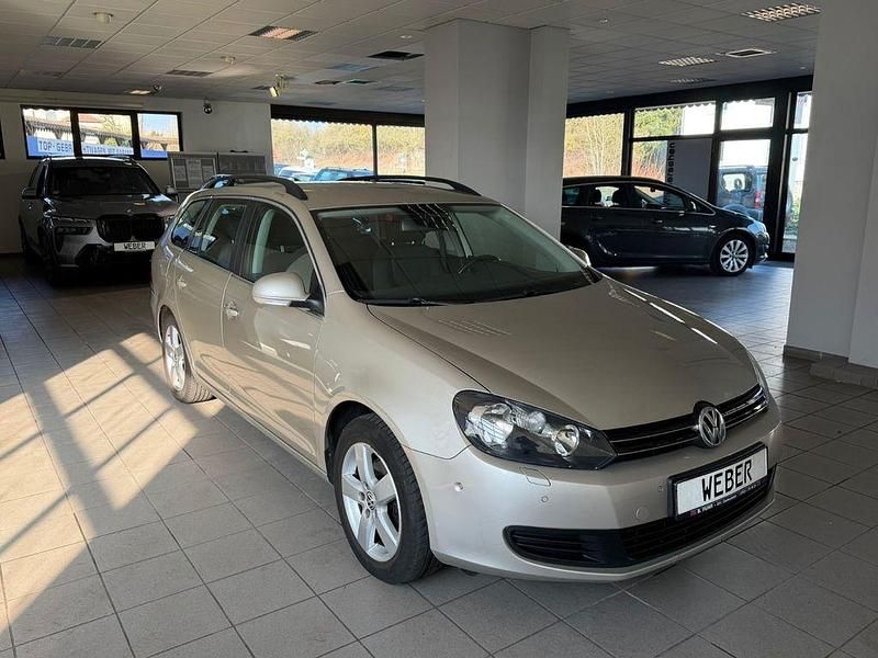 Gebraucht VW Golf VI Comfortline 105 PS (77 kW) 2012 Silber Kleinwagen
