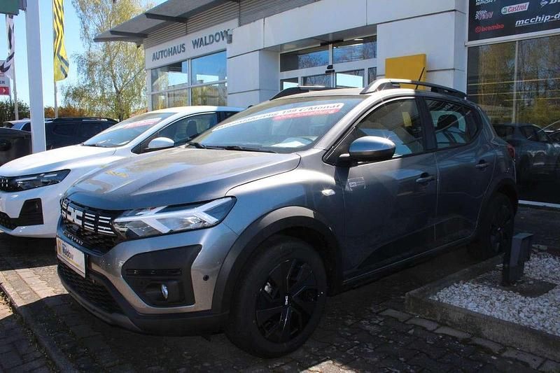 Neu Dacia Sandero Expression 91 PS (66 kW) 2026 Dolomitgrau Limousine