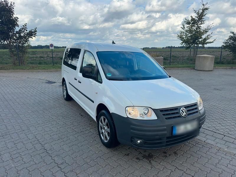 Weiß Gebraucht 2010 VW Caddy Maxi Van / Kleinbus | 5.150 € (Fairer Preis) - Bild 1/4