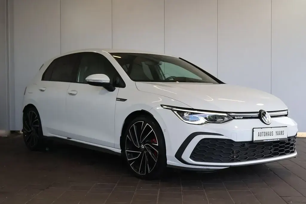 Gebraucht VW Golf VIII GTD 200 PS (147 kW) 2022 Weiß Limousine