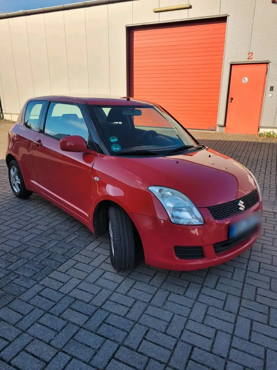 Gebraucht Suzuki Swift 92 PS (67 kW) 2008 Rot Kleinwagen