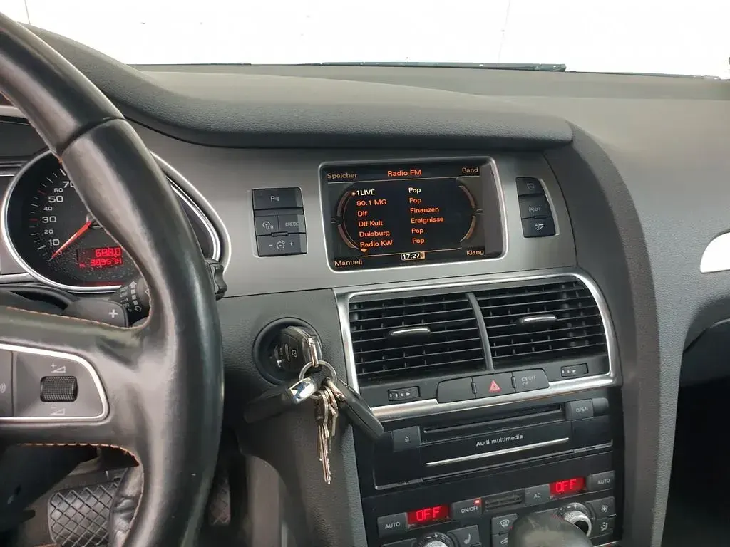 Usado Audi Q7 Sport 239 HP (175 kW) 2011 Preto SUV