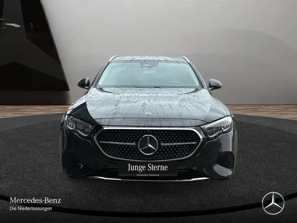 Gebraucht Mercedes E220 Advanced 197 PS (144 kW) 2025 Grau Limousine