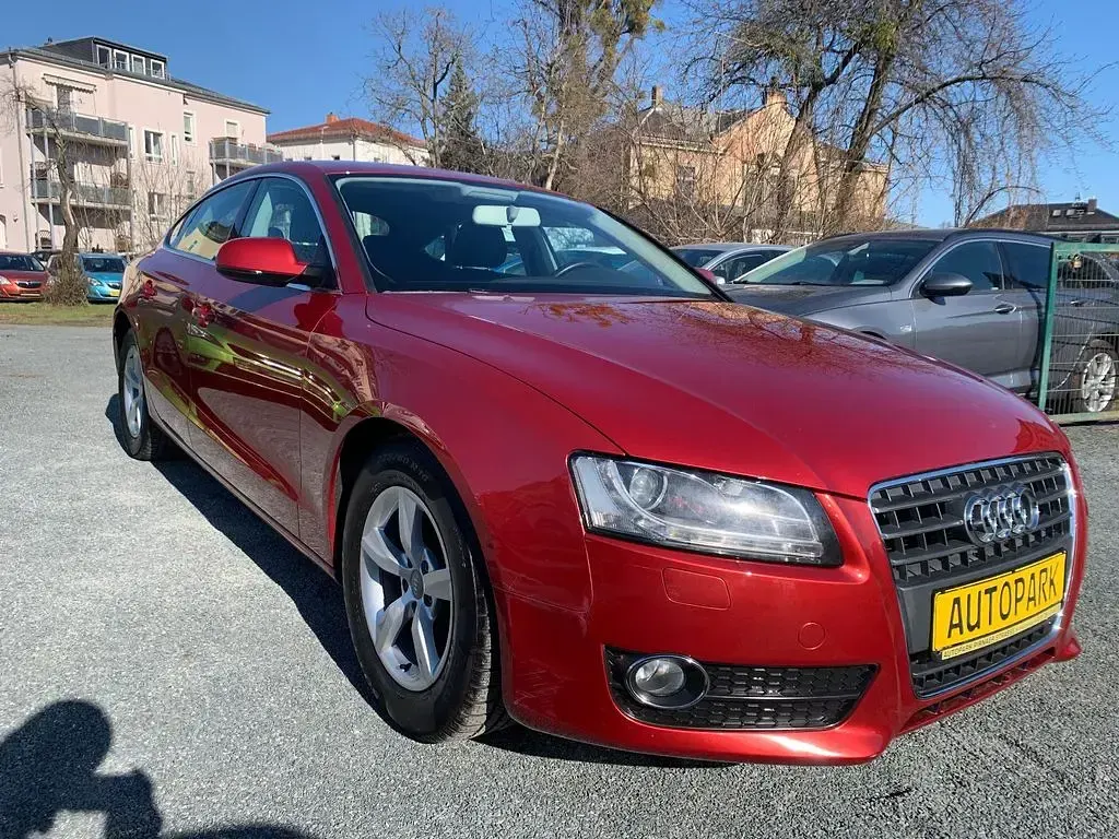 Gebraucht Audi A5 Sportback Sport 160 PS (117 kW) 2011 Rot Kleinwagen