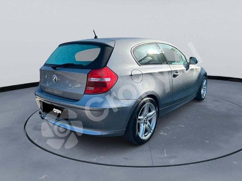 Gebraucht BMW 118 Efficient Dynamics 143 PS (105 kW) 2011 Grau Kleinwagen
