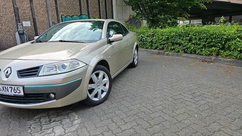 Gebraucht Renault Mégane Cabriolet 136 PS (100 kW) 2005 Cabrio