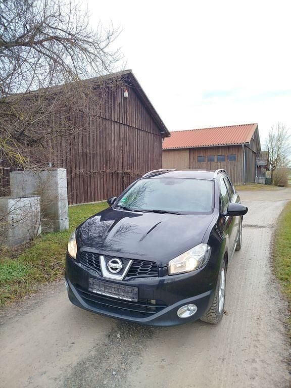 Schwarz Gebraucht 2011 Nissan Qashqai +2 SUV | 6.100 € (Guter Preis) - Bild 1/4