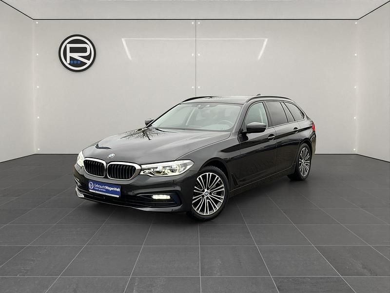 Gebraucht BMW 520 Sport Line 184 PS (135 kW) 2019 Sophistograu brillanteffekt Kombi