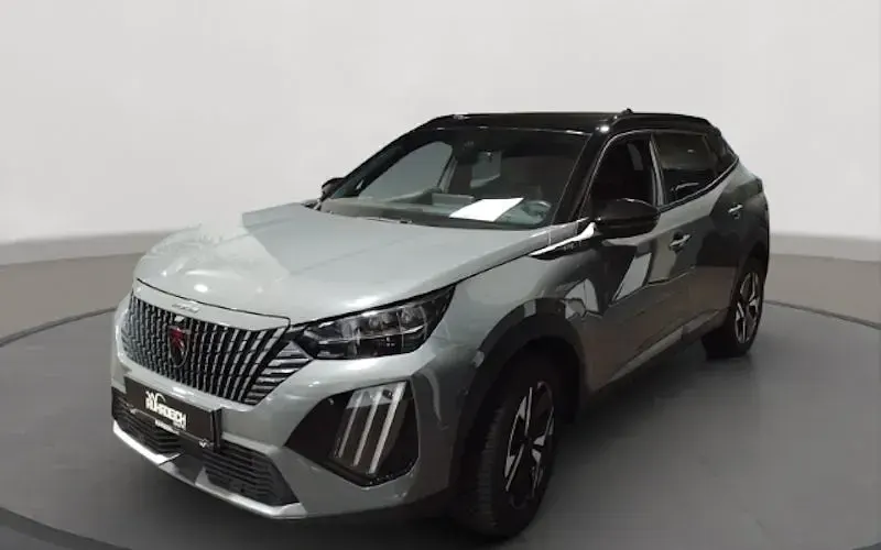 Gebraucht Peugeot 2008 GT 131 PS (96 kW) 2023 Selenium grau SUV