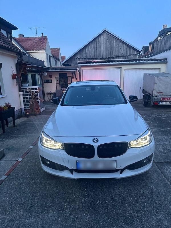 Gebraucht BMW 320 Gran Turismo Performance 184 PS (135 kW) 2014 Weiß Limousine