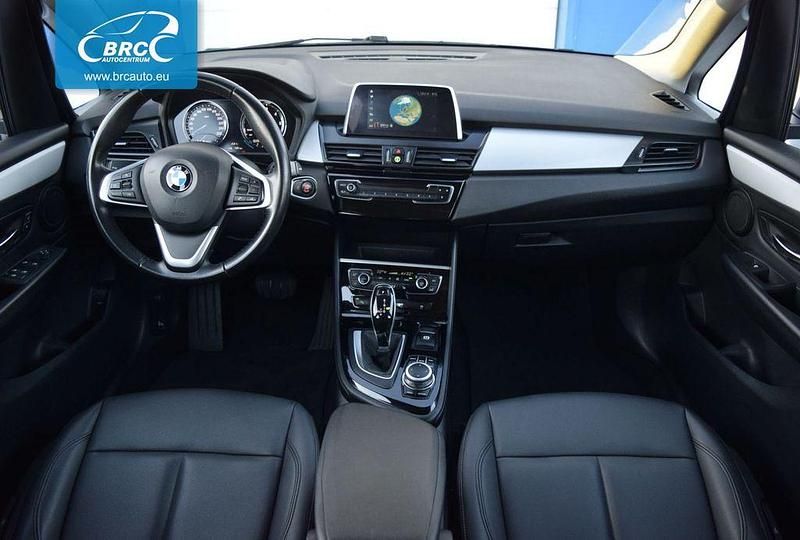 Gebraucht BMW 216 Active Tourer 116 PS (85 kW) 2019 Grau Van / Kleinbus
