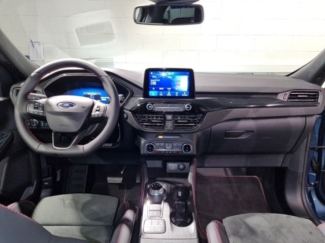 Gebraucht Ford Kuga ST-Line X 224 PS (164 kW) 2024 Blau, chrome blue metallic SUV