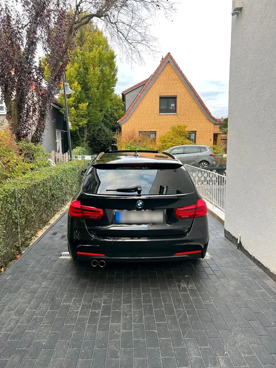 Gebraucht BMW 320 M Sport 190 PS (139 kW) 2015 Schwarz Kombi