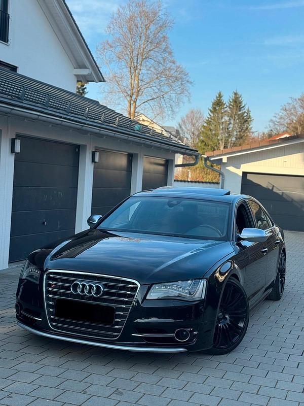 Gebraucht Audi S8 Design 520 PS (382 kW) 2012 Schwarz Limousine