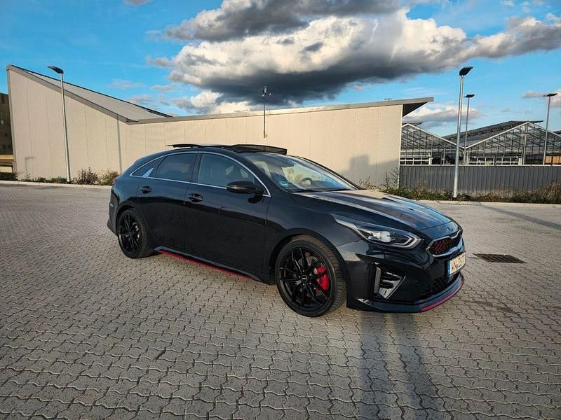 Gebraucht Kia ProCeed 204 PS (150 kW) 2020 Schwarz Kleinwagen