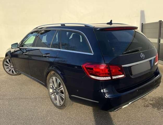 Usata Mercedes E350 252 CV (185 kW) 2013 Blu Station wagon