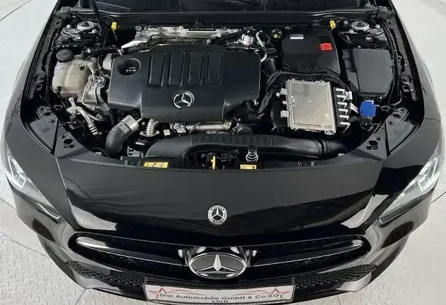 Gebraucht Mercedes CLA220 Night 190 PS (139 kW) 2023 Schwarz Limousine
