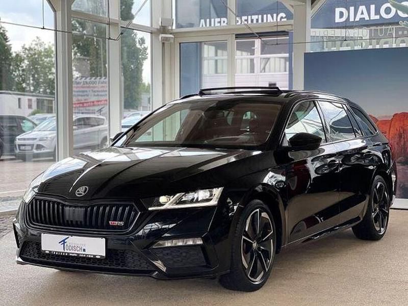 Schwarz Gebraucht 2021 Skoda Octavia RS Limousine | 27.870 € (Etwas zu teuer) - Bild 1/4