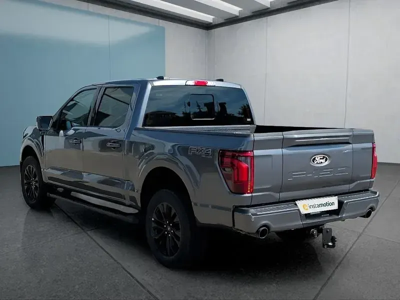 Neu Ford F-150 Lariat 405 PS (297 kW) 2026 Grau Pickup