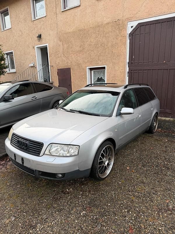 Silber Gebraucht 2002 Audi A6 Kombi | 999 € (Superpreis) - Bild 1/2