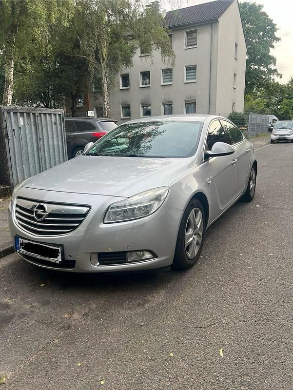 Silber Gebraucht 2009 Opel Insignia Limousine | 2.200 € - Bild 1/4