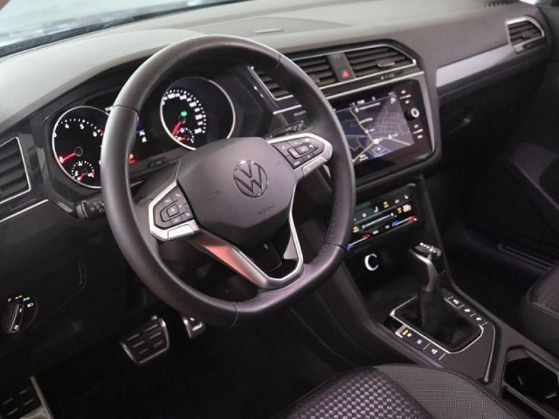 Gebraucht VW Tiguan Active 150 PS (110 kW) 2022 Delfingrau metallic (metallic) SUV