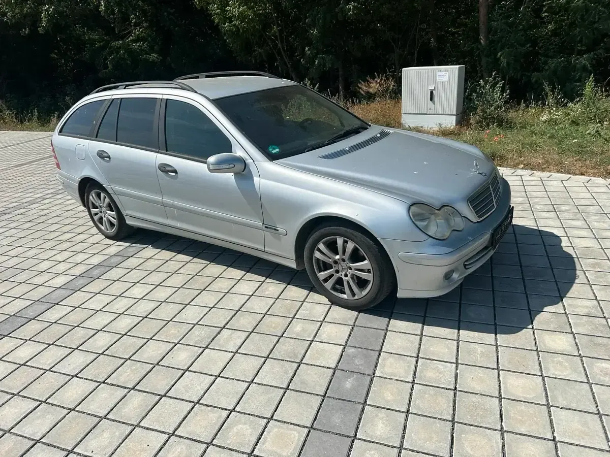 Gebraucht Mercedes C220 150 PS (110 kW) 2005 Kombi