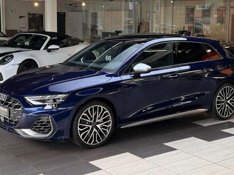 Gebraucht Audi S3 Ambiente 333 PS (244 kW) 2025 Blau Limousine