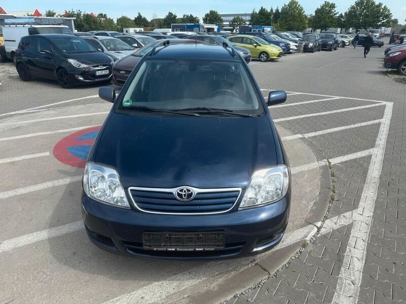 Blau Gebraucht 2004 Toyota Corolla Sol Kombi | 4.000 € (Fairer Preis) - Bild 1/4