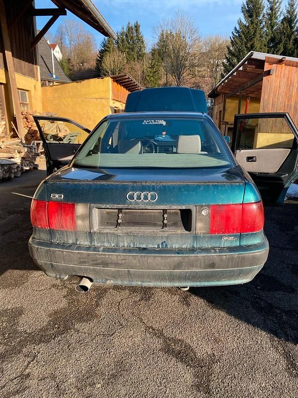 Gebraucht Audi 80 90 PS (66 kW) 1993 Grün Limousine