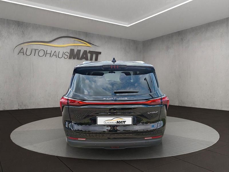 Gebraucht DFSK Forthing 4 177 PS (130 kW) 2025 Schwarz met. Limousine