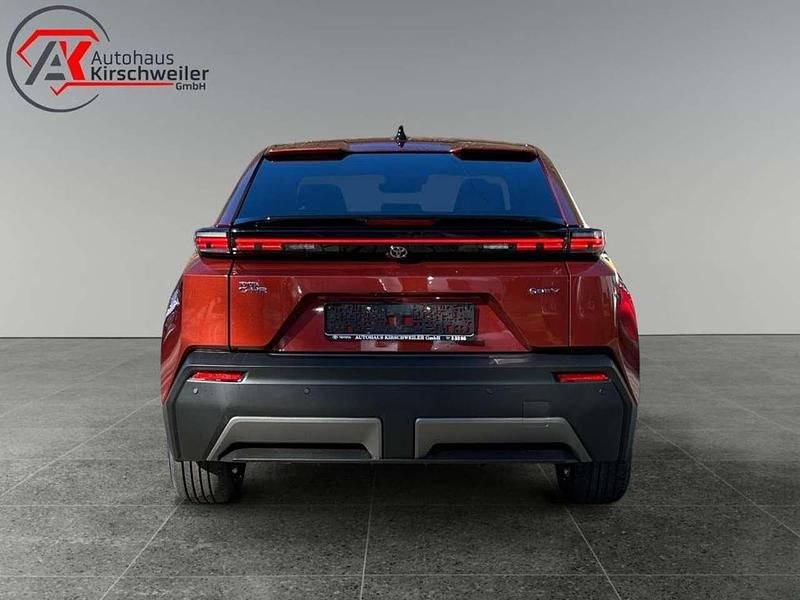 Neu Toyota C-HR+ 164 kW (224 PS) 2026 Metal oxide metallic SUV