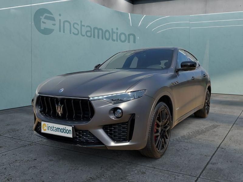 Grau Gebraucht 2021 Maserati Levante SUV | 60.549 € (Etwas zu teuer) - Bild 1/4