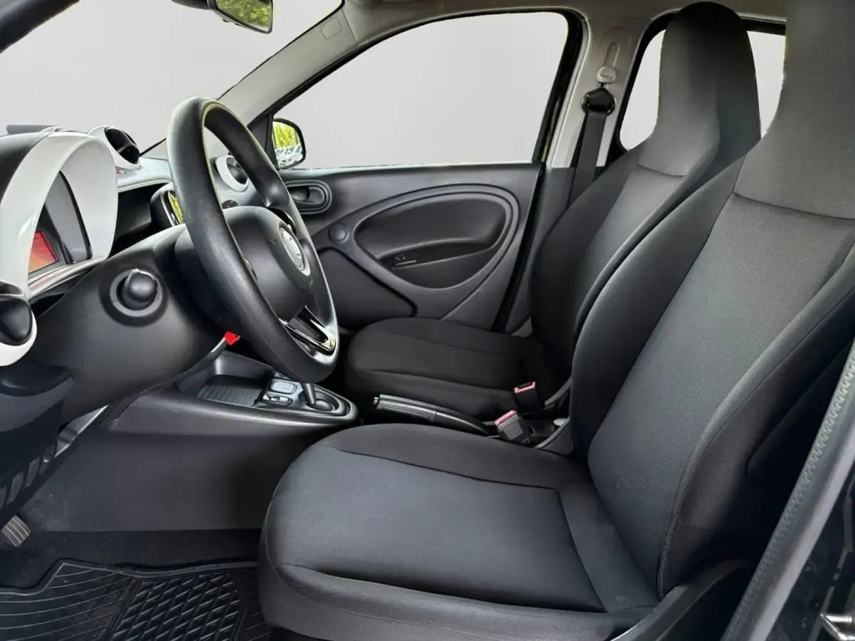 Gebraucht Smart ForFour Electric Drive 44 kW (60 PS) 2020 Schwarz Limousine