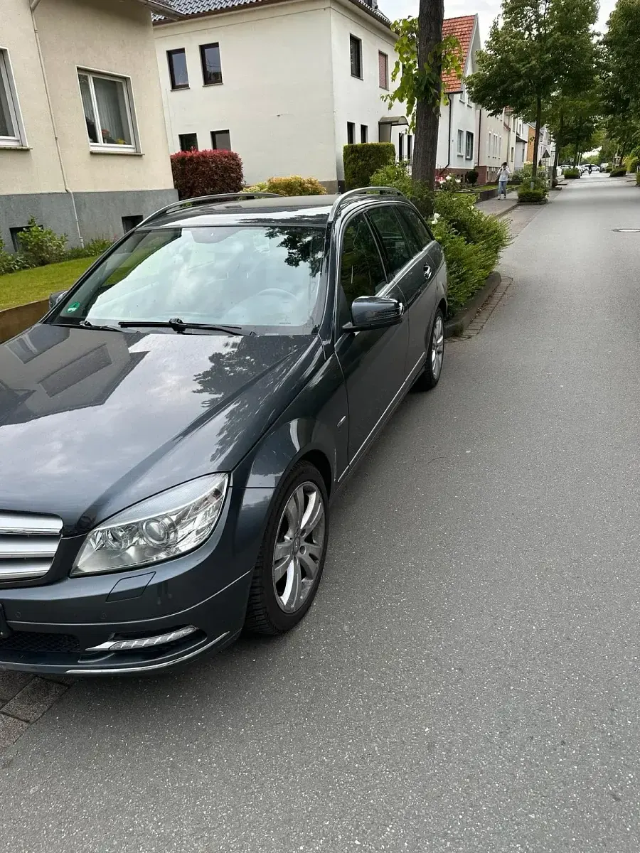 Gebraucht Mercedes C200 184 PS (135 kW) 2011 Grau Kombi