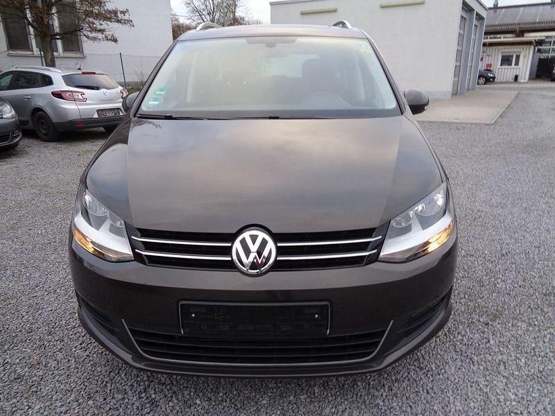 Gebraucht VW Sharan Join 150 PS (110 kW) 2018 Braun Van / Kleinbus