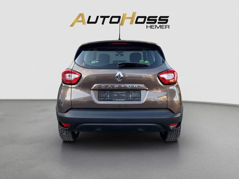 Gebraucht Renault Captur Dynamique 90 PS (66 kW) 2014 Braun SUV