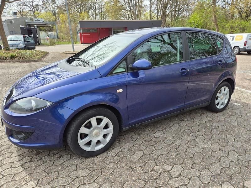 Gebraucht Seat Altea 105 PS (77 kW) 2005 Blau Van / Kleinbus