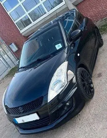 Gebraucht Suzuki Swift 94 PS (69 kW) 2011 Schwarz Kleinwagen