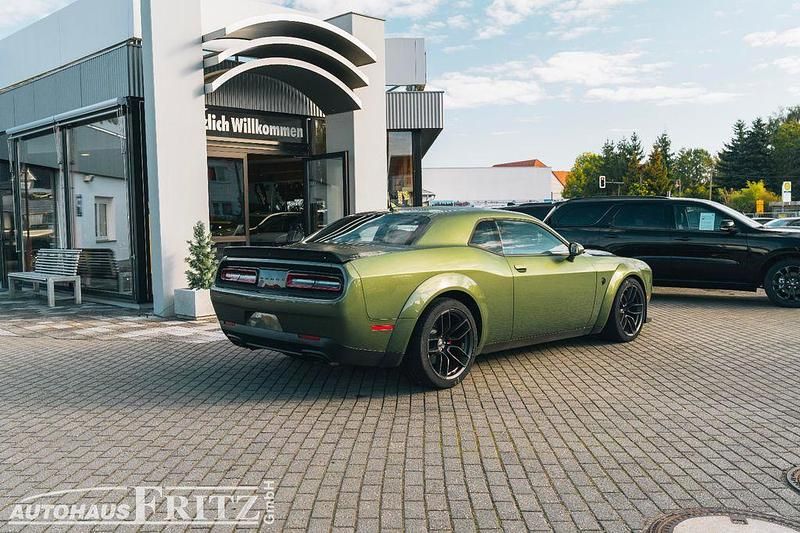 Neu Dodge Challenger 727 PS (534 kW) 2025 Grün Coupé
