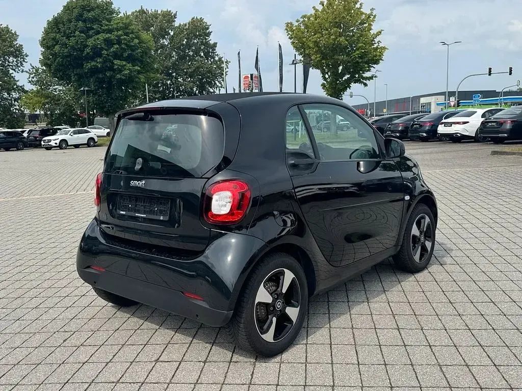 Gebraucht Smart ForTwo Electric Drive 60 kW (82 PS) 2023 Bodypanels in black Coupé