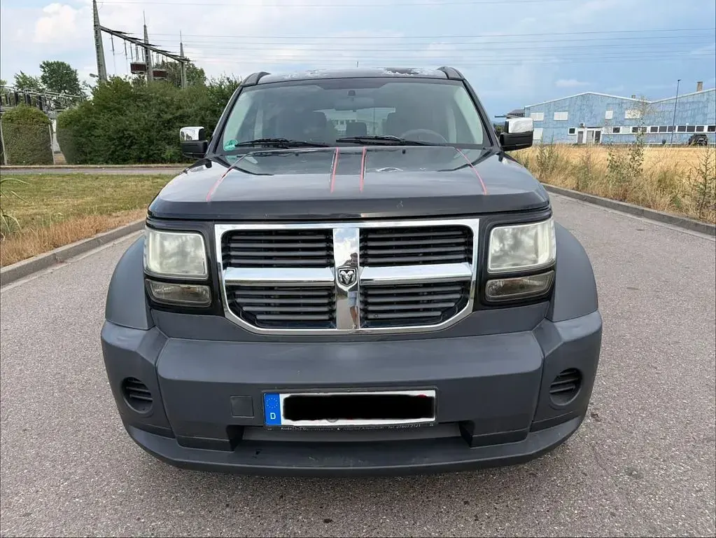 Gebraucht Dodge Nitro SE 177 PS (130 kW) 2007 Schwarz SUV