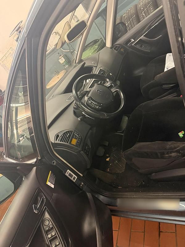 Gebraucht Citroën C4 113 PS (83 kW) 2008 Grün Van / Kleinbus