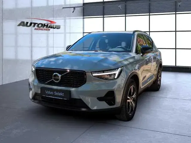 Gebraucht Volvo XC40 120 PS (88 kW) 2024 SUV