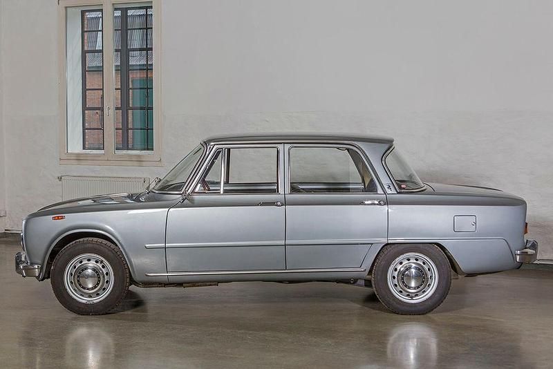 Gebraucht Alfa Romeo Giulia Super 103 PS (75 kW) 1970 Grau Limousine