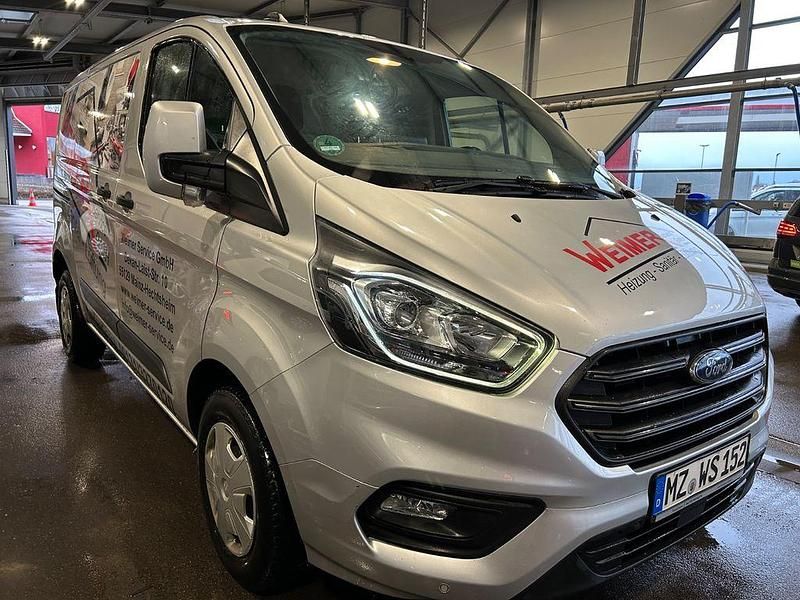Gebraucht Ford Transit Custom Trend 131 PS (96 kW) 2019 Silber Van / Kleinbus