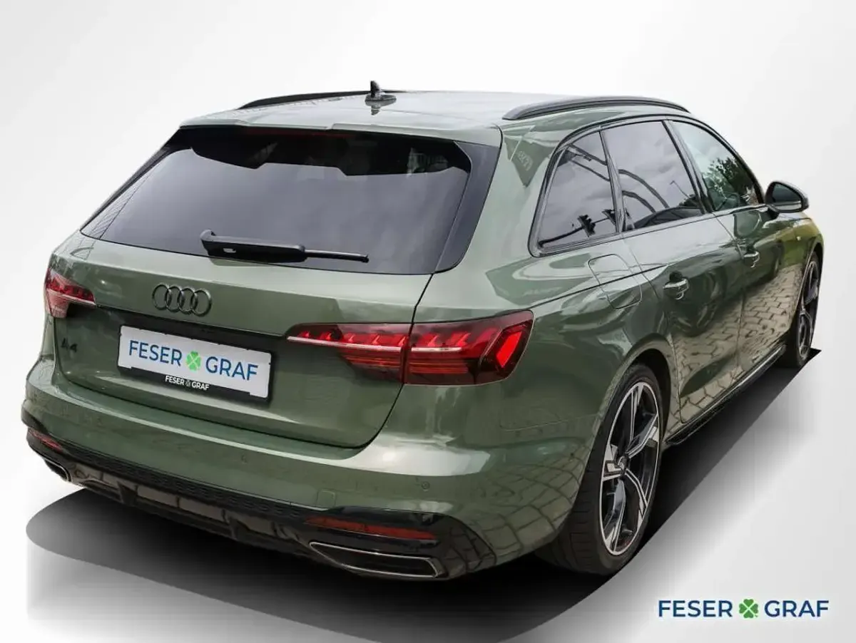 Gebraucht Audi A4 S-Line 163 PS (119 kW) 2023 Distriktgrün Kombi