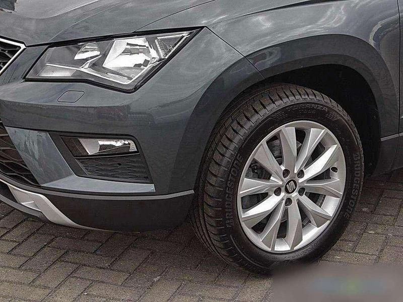 Gebraucht Seat Ateca Style 150 PS (110 kW) 2019 Grau SUV