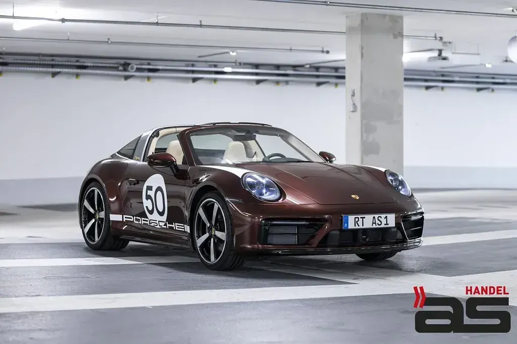 Neu Porsche 992 Edition 450 PS (330 kW) 2026 Cherrymetallic Cabrio