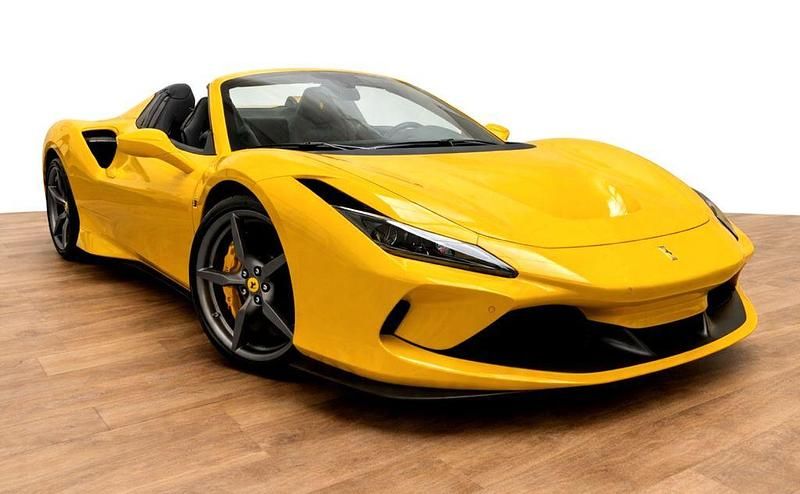 Gebraucht Ferrari F8 721 PS (530 kW) 2022 Gelb Cabrio